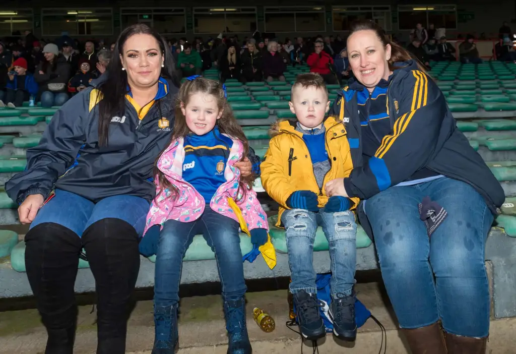 Josie O'Sullivan with Laura, Shane and Kate Hensley from Shannon Photo: Martin Connolly