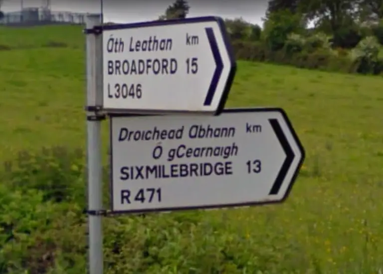 Sixmilebridge sign