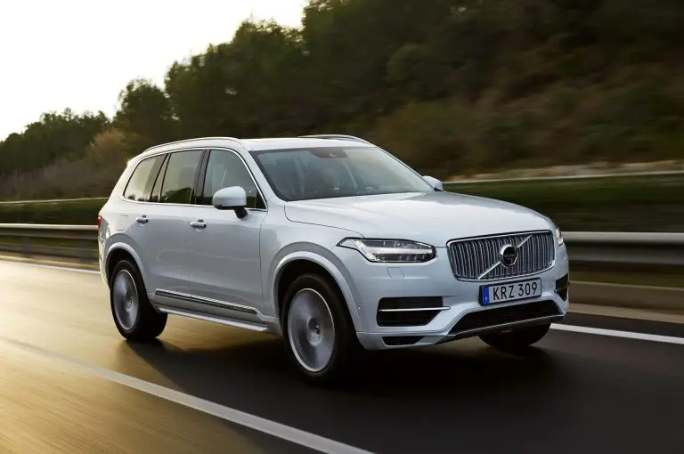 Volvo XC90 D4 R-Design