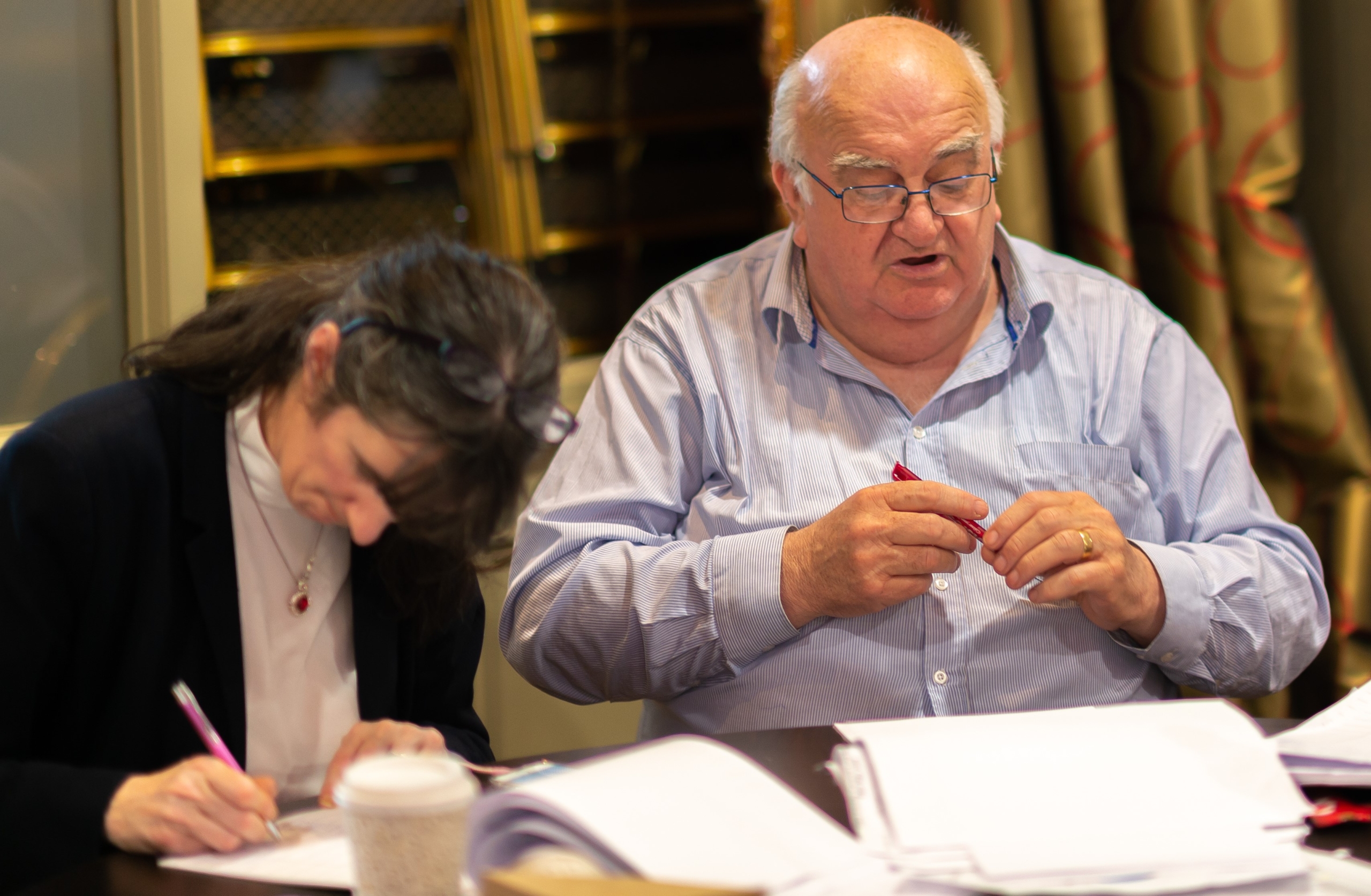 le19 pj cunningham angela coll