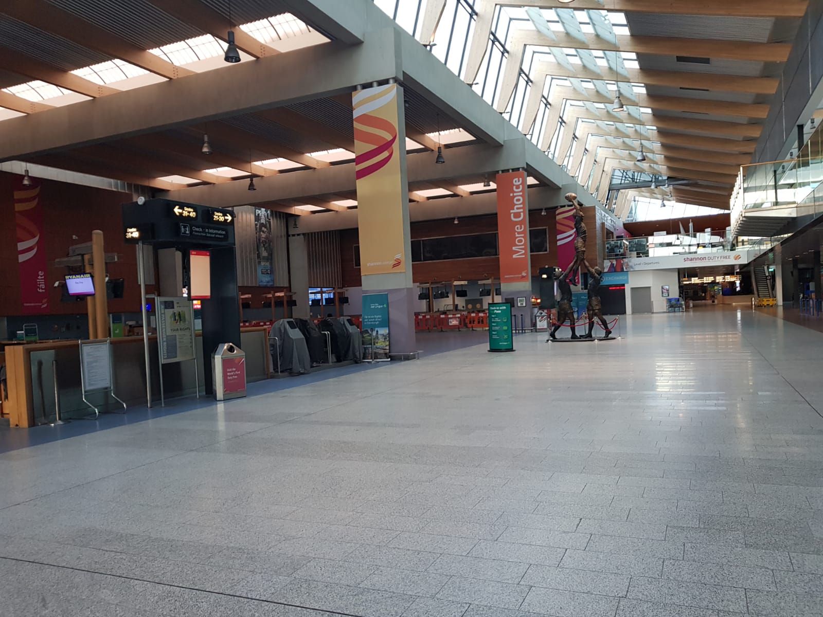 shannon airport inside 1