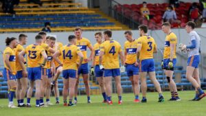 clare football huddle 1