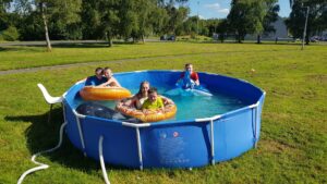 sunshine shannon tradaree court pool
