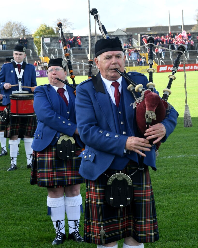 éire óg v ennistymon 30-10-22 64 des o'halloran tulla pipe band