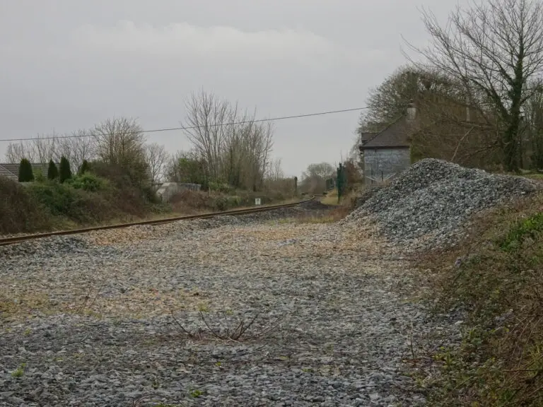 crusheen railway station