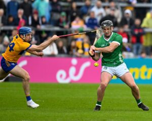 clare v limerick 29-04-23 shane o'donnell darragh o'donovan 2