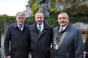 mike enright eamon ó cuiv tony o'brien 1
