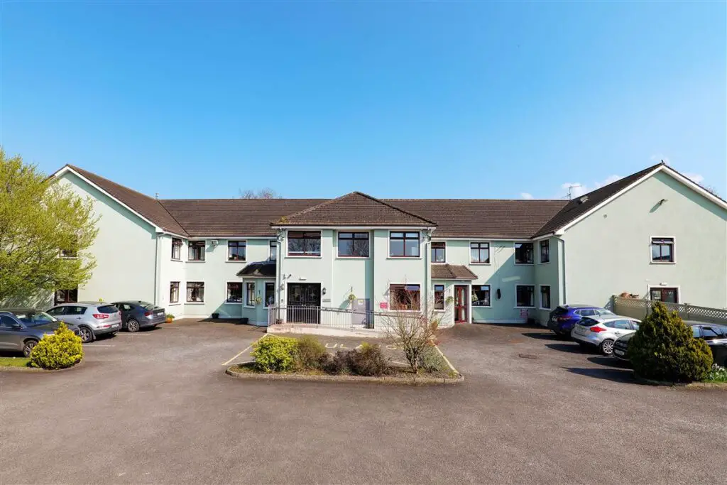 lakes nursing home killaloe 1