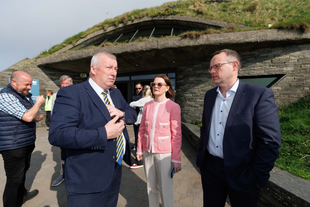 01052025_Council_Cliffs_of_Moher_0101