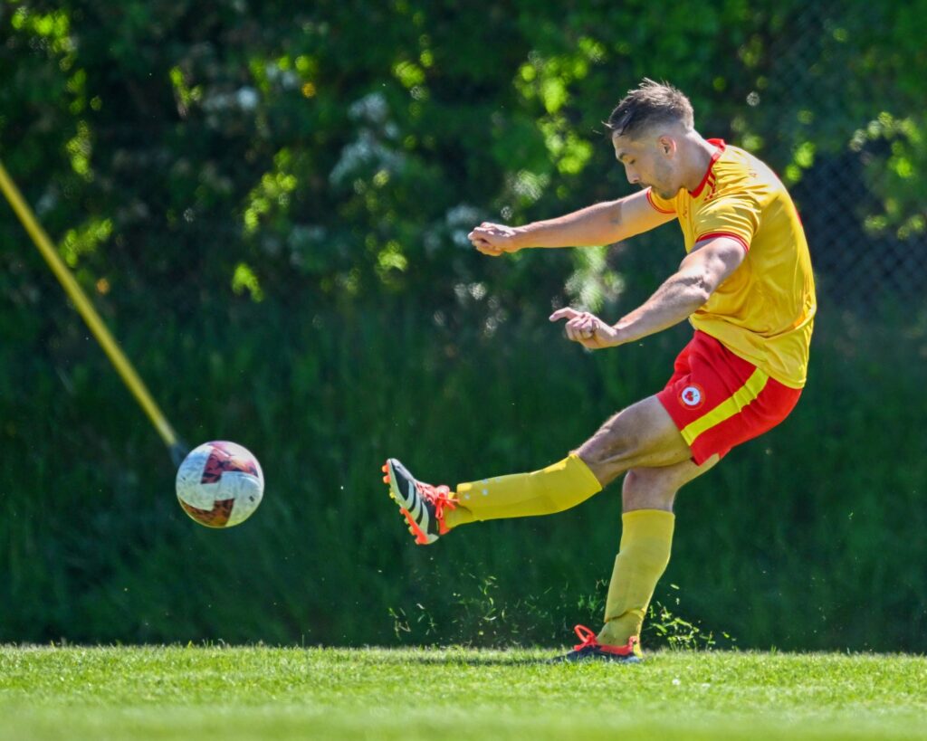 avenue utd vs bridge utd 18-05-25 conor mullen 1