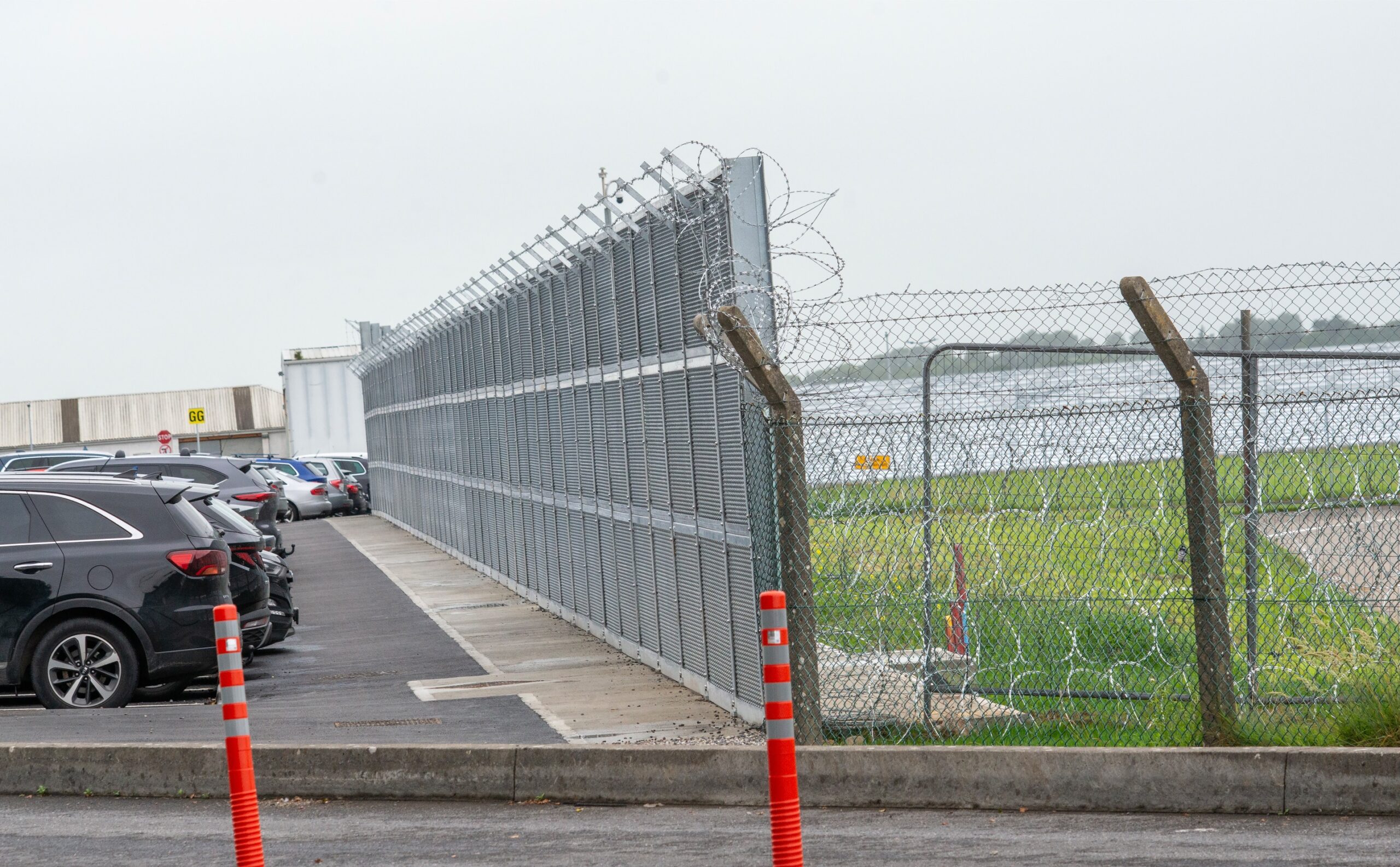 shannon airport fencing 2