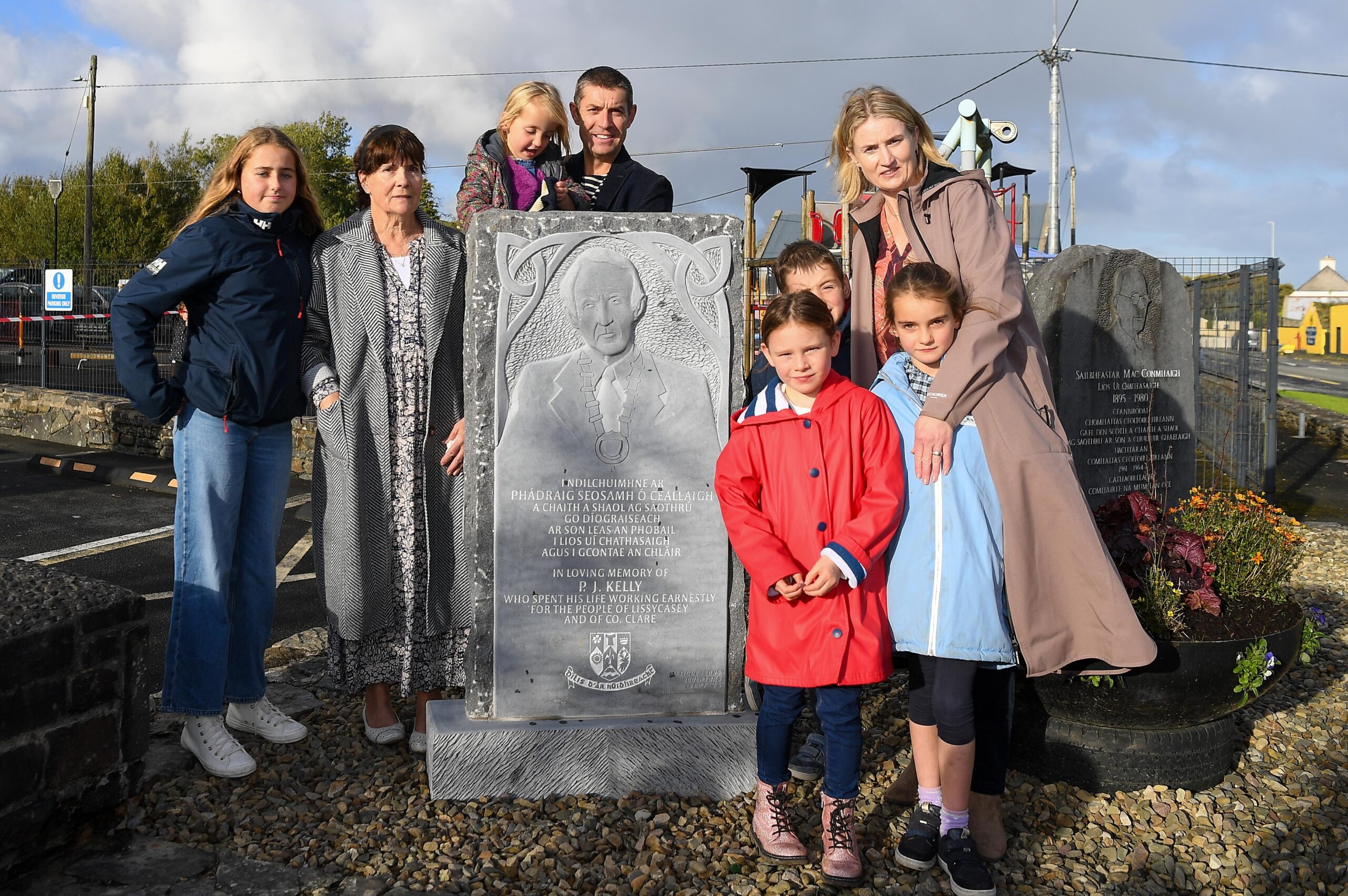 pj kelly memorial 13-09-25 family 1