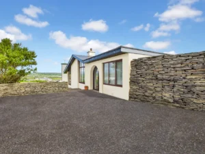 hy house lahinch 1