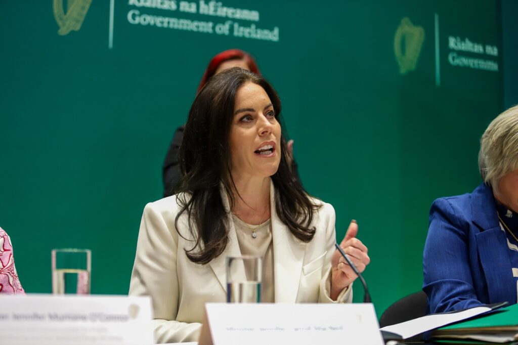 jennifer carroll macneill 1