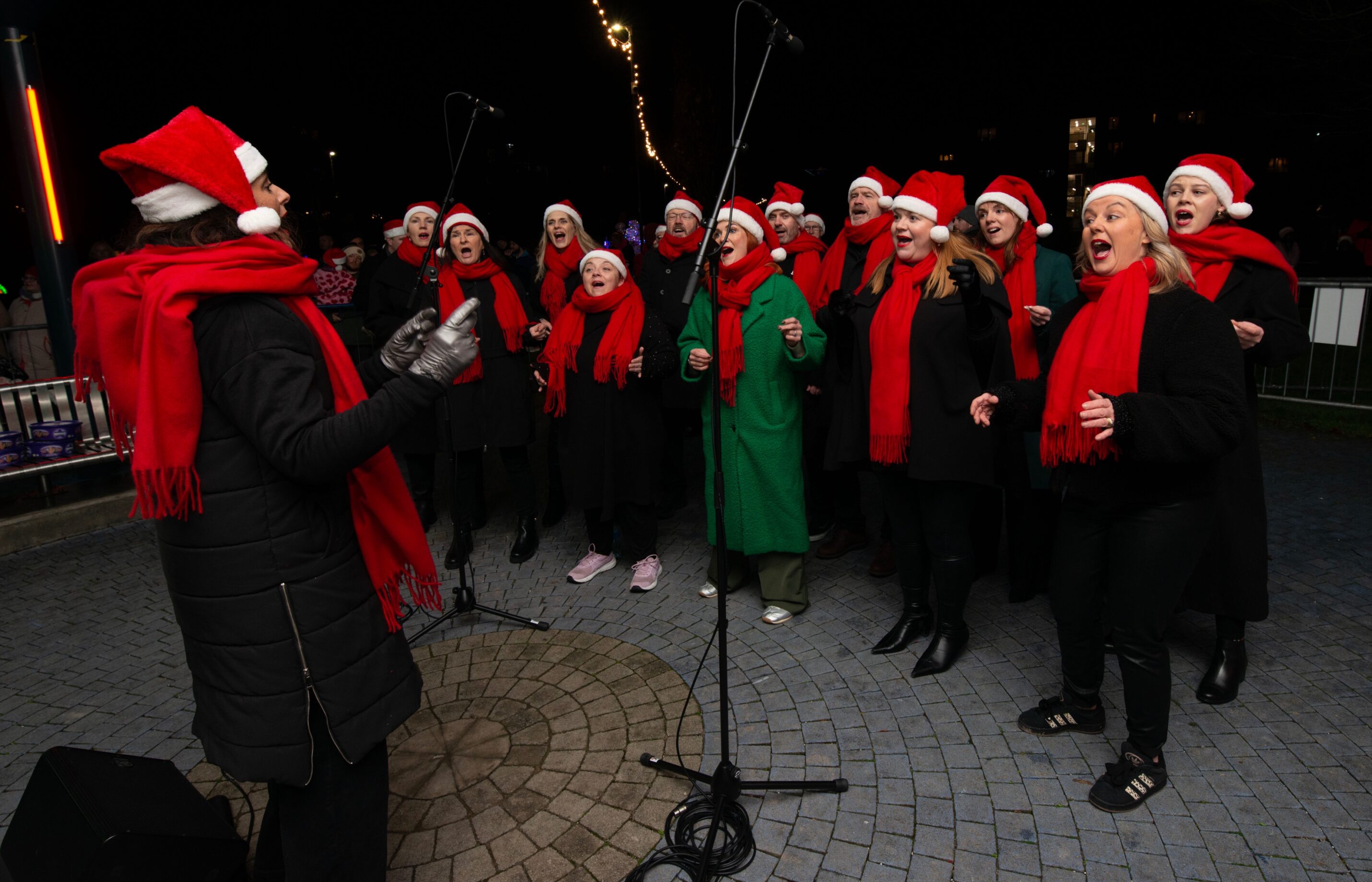 shannon gospel choir maria kelly siobhan russell 01-12-25 1