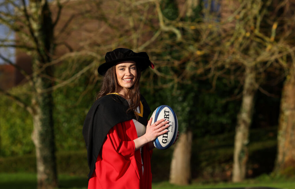 UL Lauren Guilfoyle 005