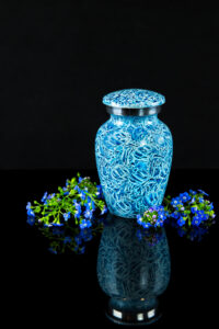 flower-glass-home-vase-reflection-father-458125-pxhere