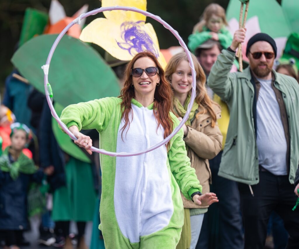 ennistymon st patricks day parade 17-03-26 mol an oige 6