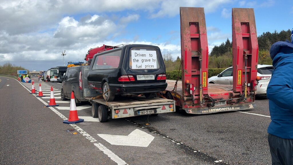 hearse m18 protest 11-04-26 1