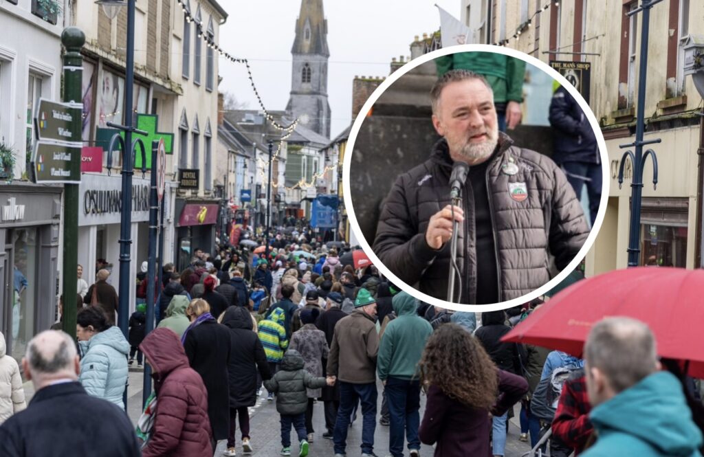 Crowds on O’Connell Street in Ennis, Photograph: John O’Neill || Inset: Cllr Tommy Guilfoyle