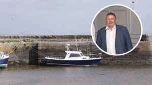 Pier Carrigaholt, Dinny Gould