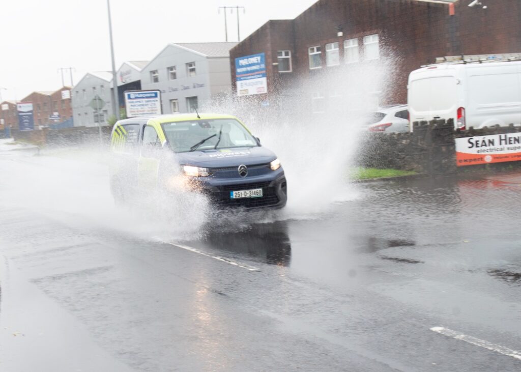 smithstown road floods 24-10-26 1